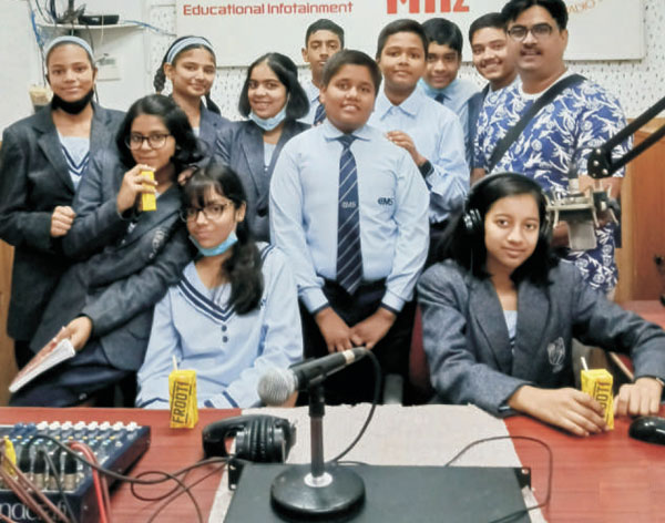 Sunday Children's Transmission - Anchorings by Students, Community Volunteers
